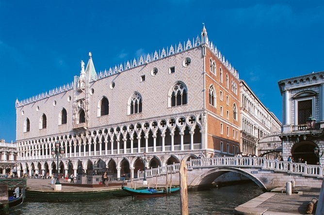 Дворец дожей в Венеции