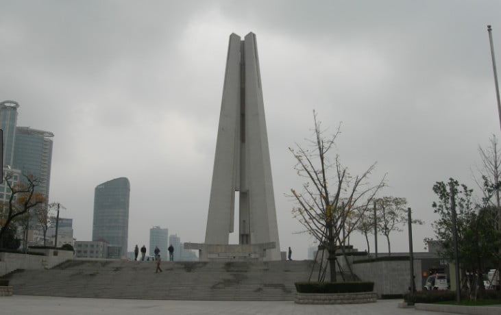 Shanghai People’s Heroes Monument